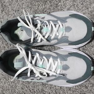 Fila teal and Gray sneaker